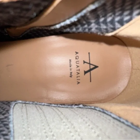 Aquatalia Taupe Charlotte Weatherproof Suede Booties Size 7.5